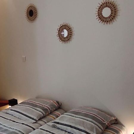 Apartament Chez Ghys Eaux-Bonnes Zewnętrze zdjęcie