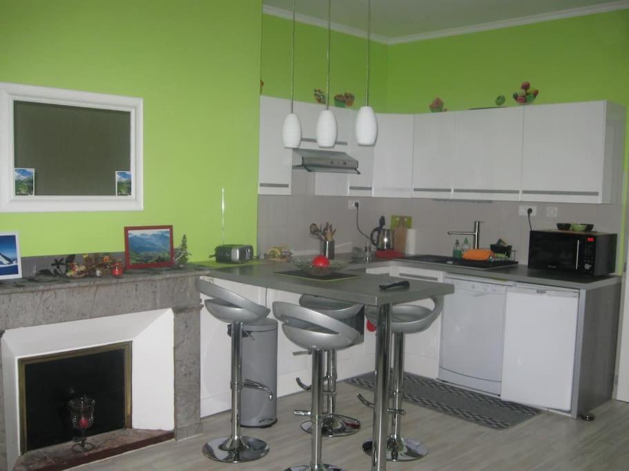 Apartament Chez Ghys Eaux-Bonnes Zewnętrze zdjęcie